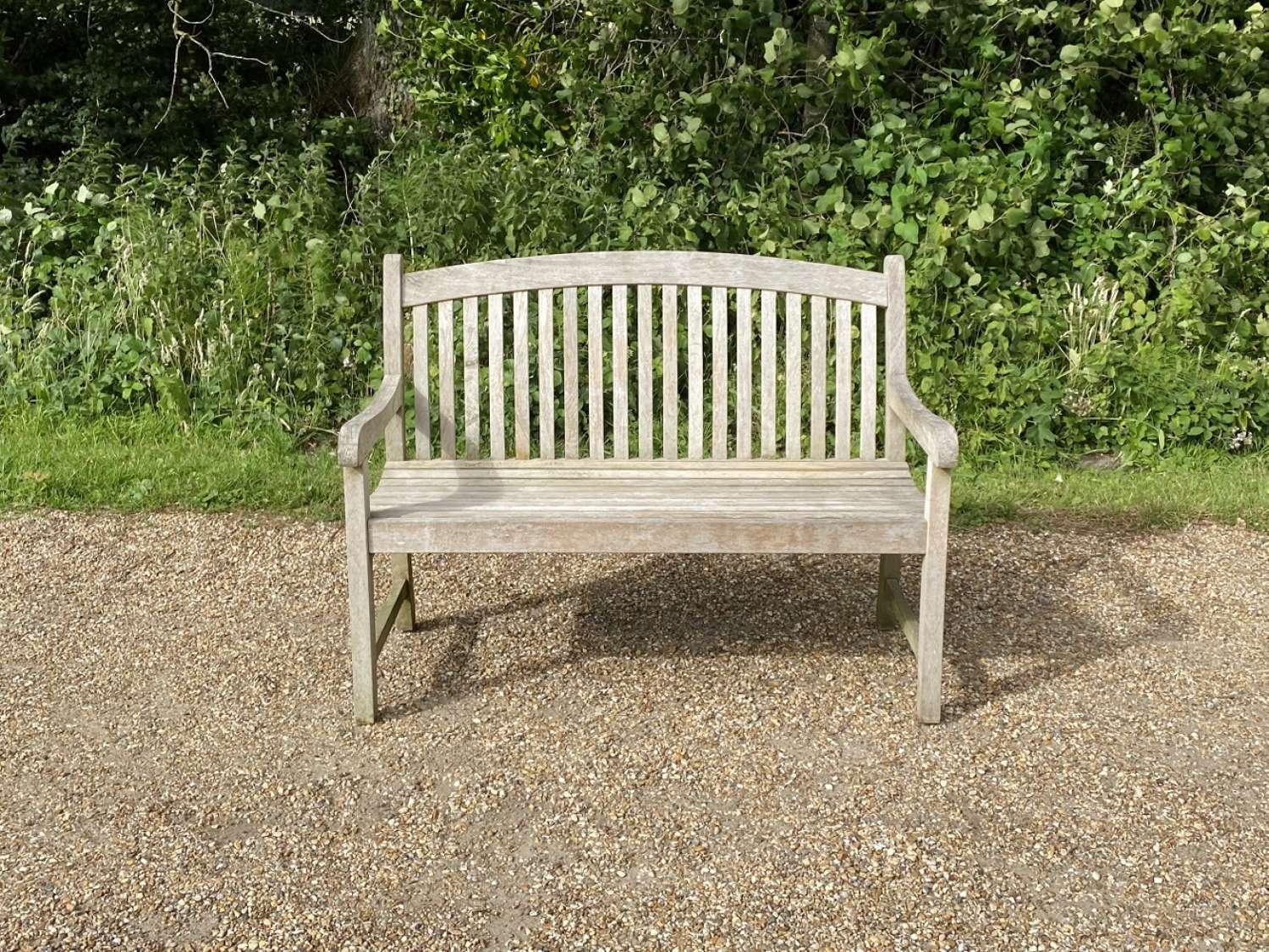Arched Back Bench
