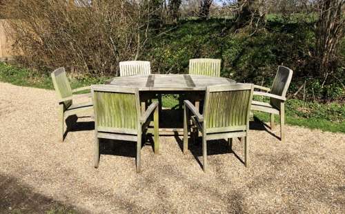 Slatted Seating Set