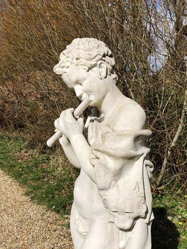 Figure of a Piper