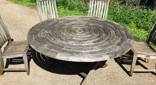 Circular Seating Set