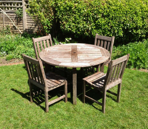 Circular Seating Set