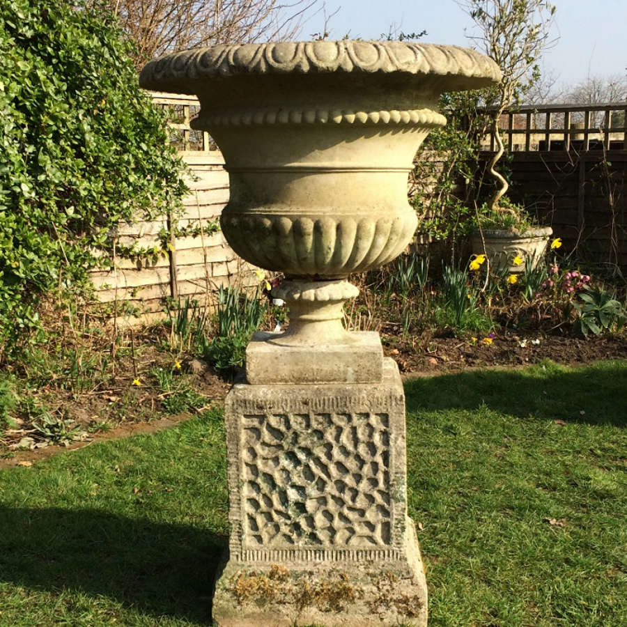 Large Decoartive Urn and Pedestal