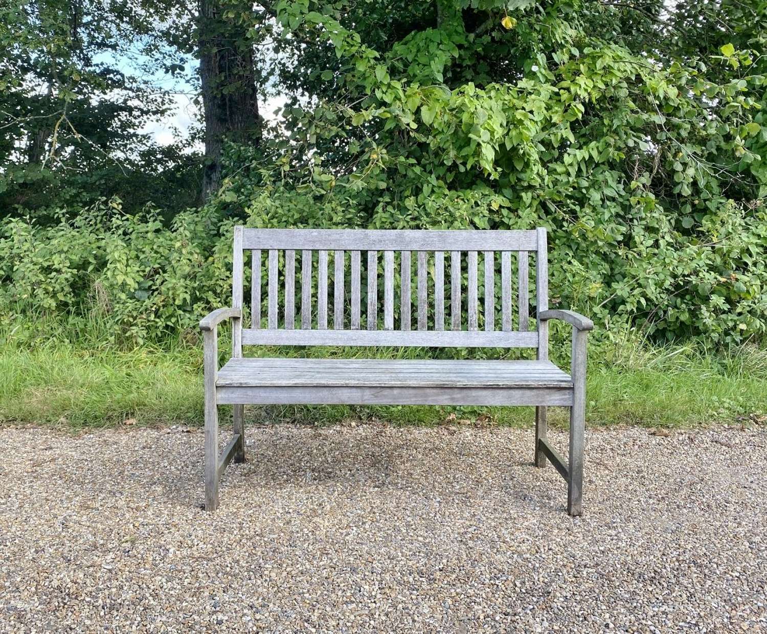 Small Simple Bench