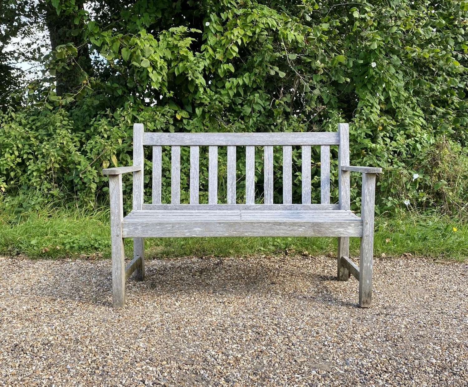 Small Barlow Tyrie Bench