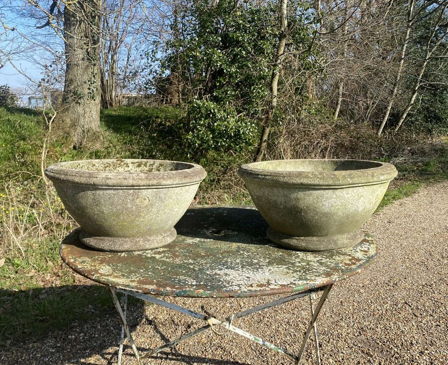 Pair of Small Simple Planters