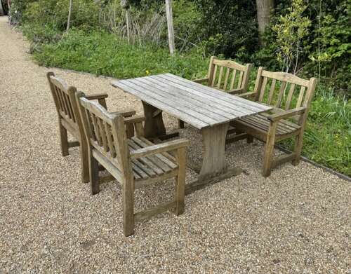 Clover Seating Set